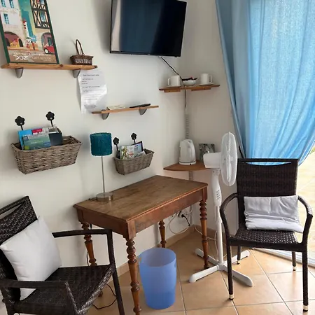 D'hotes Les Galets Bleus 라로셸